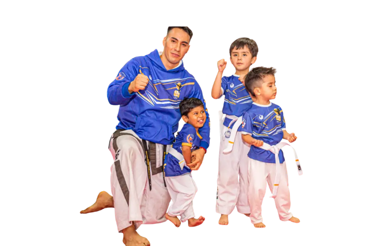 Niño desarrollando concentración y enfoque en Taekwon-Do - Habilidades mentales