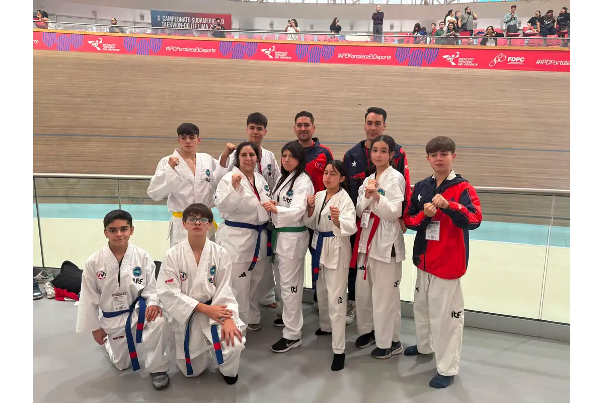 Mariana, David y otros competidores de la selección chilena en el Sudamericano ITF Lima 2026