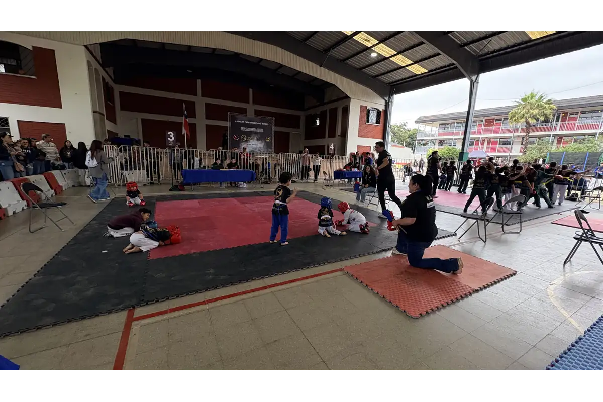 Categoría Kids del Torneo WKC - Los más pequeños demostrando disciplina y técnica